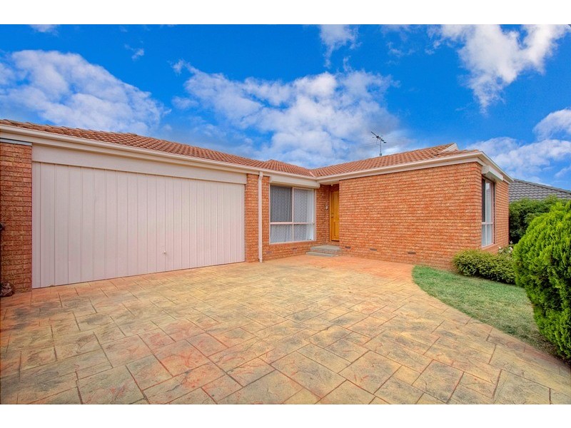 8 Nestle Retreat, Berwick VIC 3806