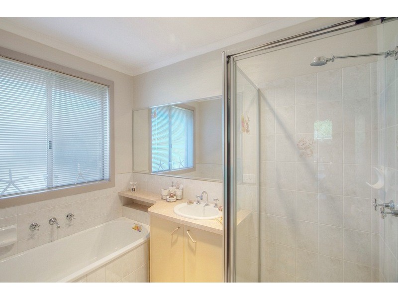 8 Godwin Avenue, Narre Warren VIC 3805