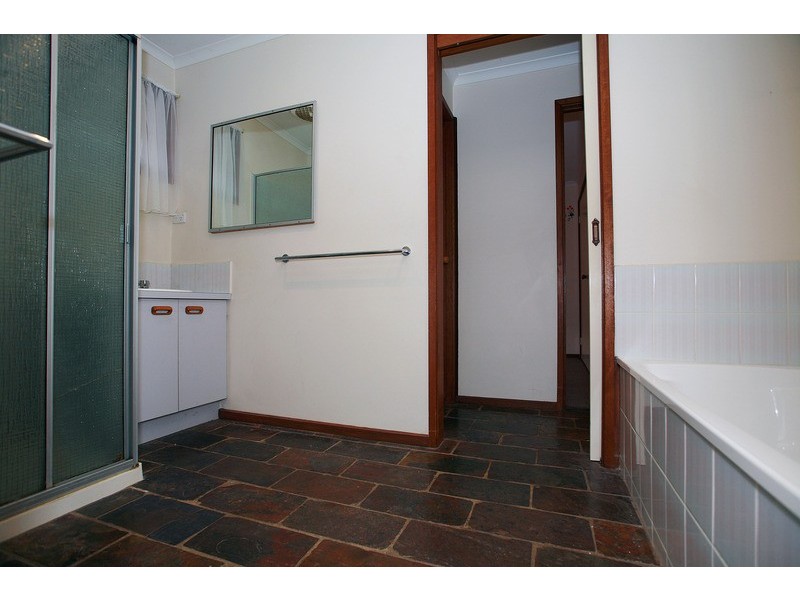 12 Fairleigh Court, Narre Warren VIC 3805