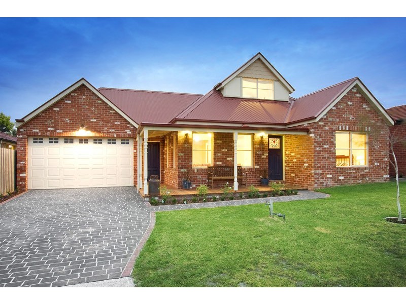 4 Loxford Court, Narre Warren South VIC 3805