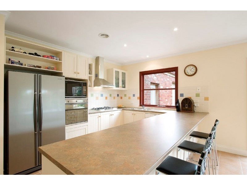 4 Loxford Court, Narre Warren South VIC 3805