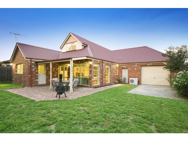 4 Loxford Court, Narre Warren South VIC 3805