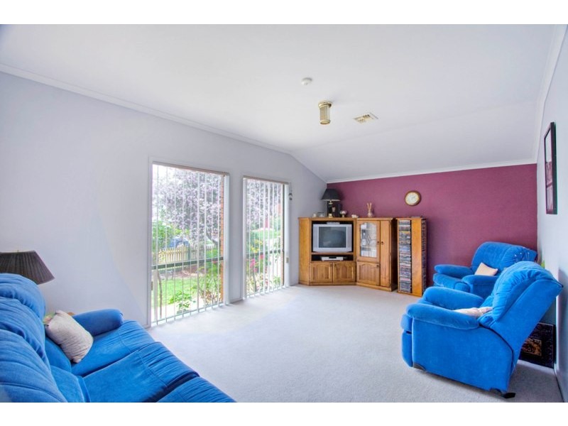 8 Quail Court, Narre Warren South VIC 3805
