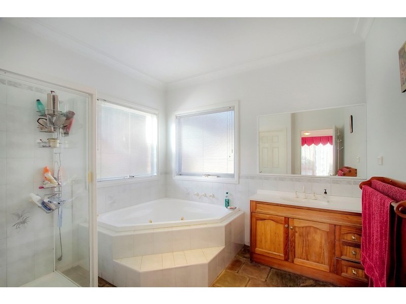 1 Kalmia Court, Narre Warren VIC 3805