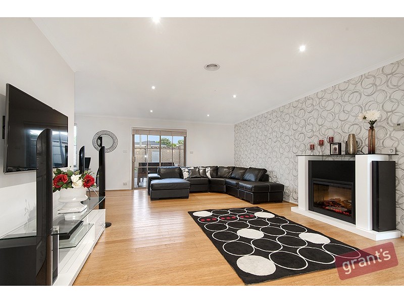 35 Jacksons Road, Narre Warren VIC 3805
