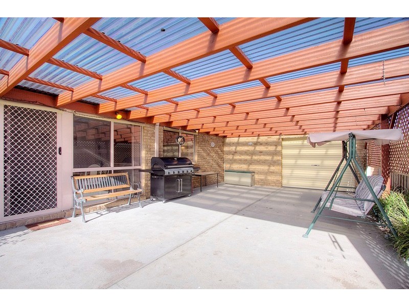 4 Clarinda Drive, Narre Warren VIC 3805