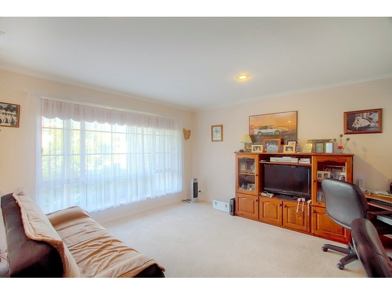 4 Clarinda Drive, Narre Warren VIC 3805