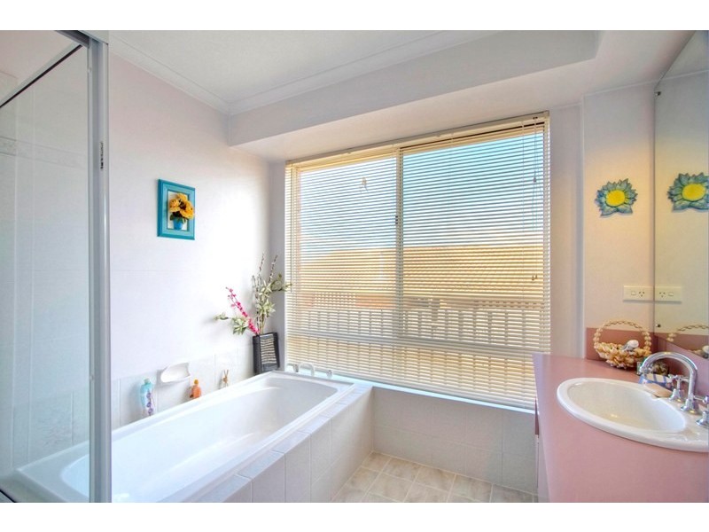 13 Marson Crescent, Hallam VIC 3803