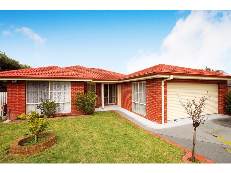 9 Greg Court, Narre Warren VIC 3805
