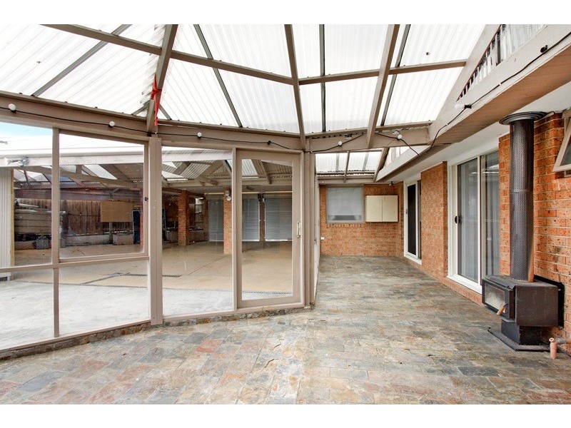 2 Joshua Court, Narre Warren VIC 3805