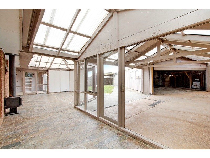 2 Joshua Court, Narre Warren VIC 3805