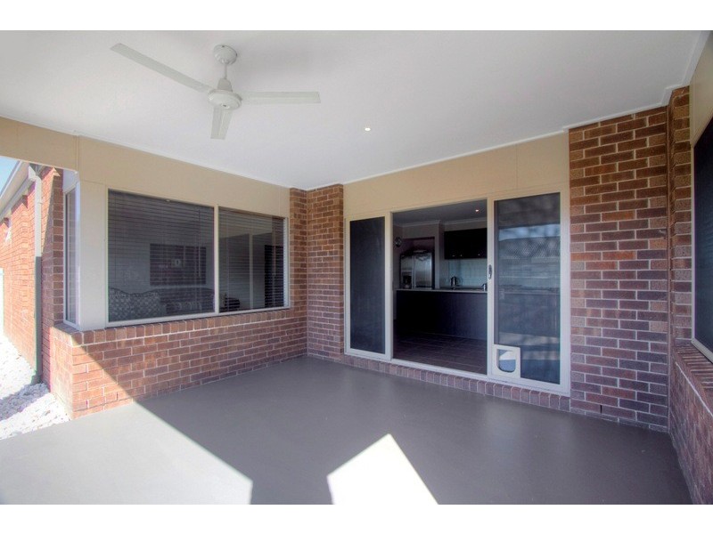 41 Bronson Circuit, Cranbourne North VIC 3977