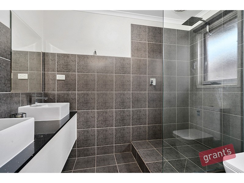 19 Marson Crescent, Hallam VIC 3803