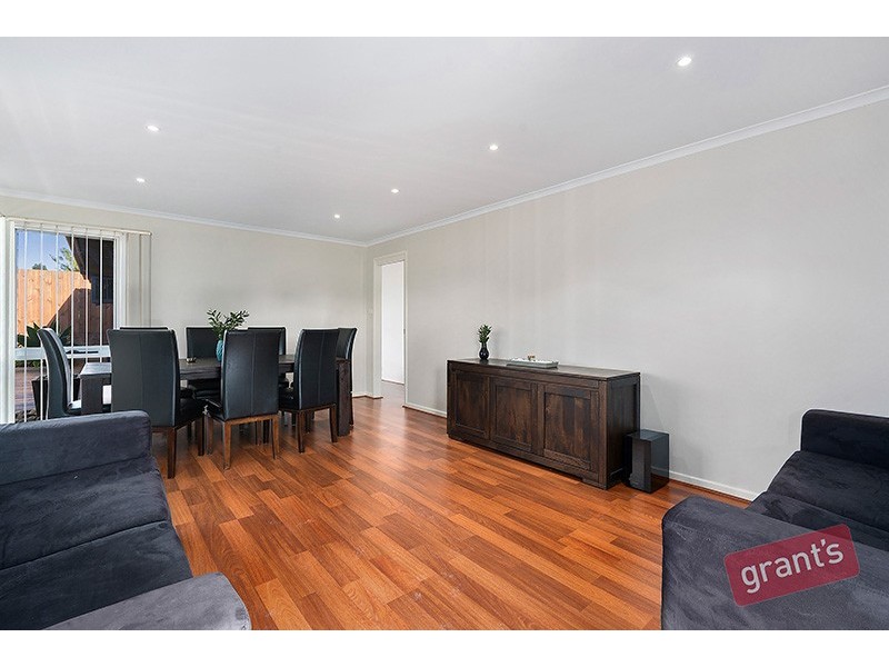 19 Marson Crescent, Hallam VIC 3803