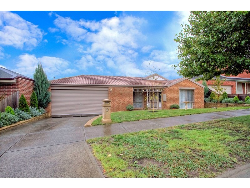 12 Charing Cross Place, Narre Warren VIC 3805