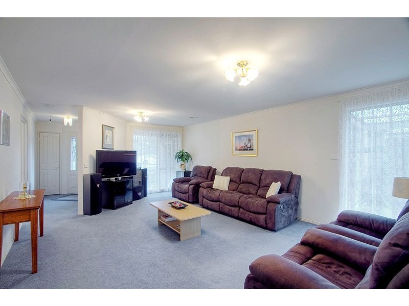 12 Charing Cross Place, Narre Warren VIC 3805