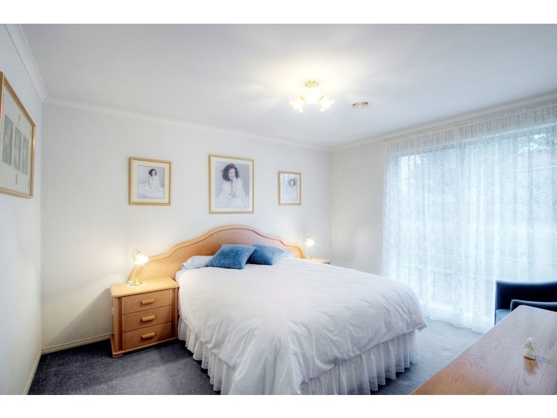 12 Charing Cross Place, Narre Warren VIC 3805