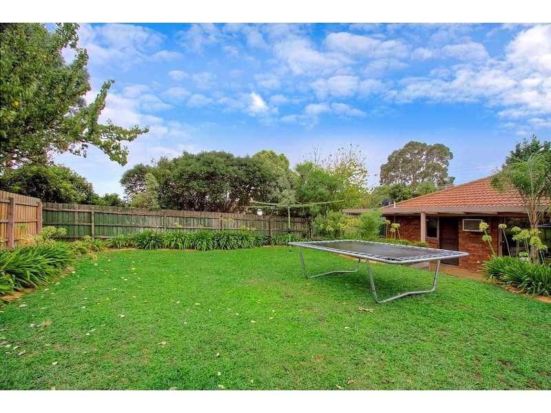32 George Chudleigh Drive, Hallam VIC 3803