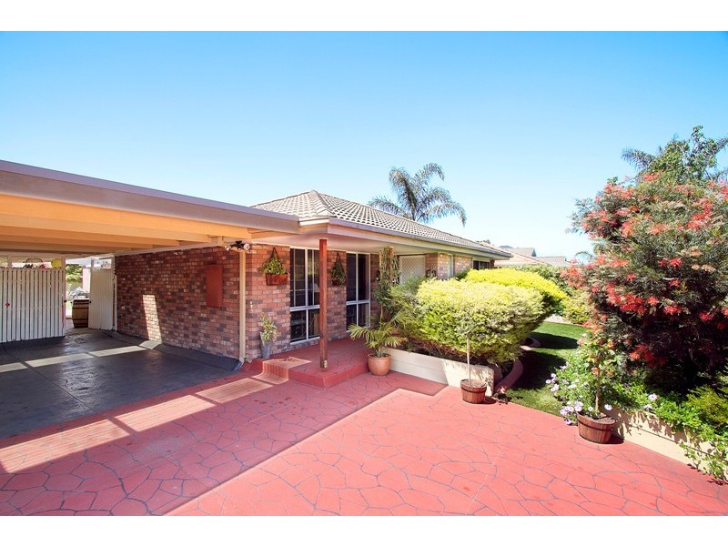 14 Murdoch Avenue, Narre Warren VIC 3805