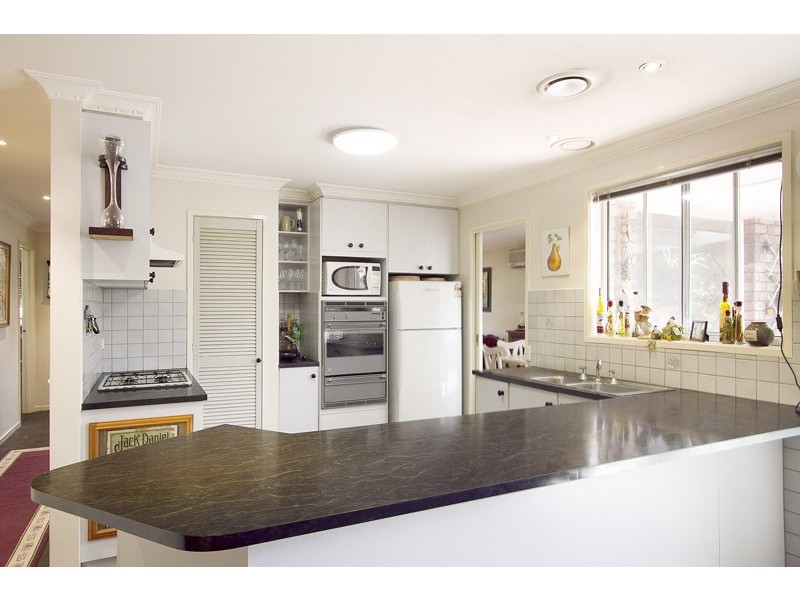 14 Murdoch Avenue, Narre Warren VIC 3805