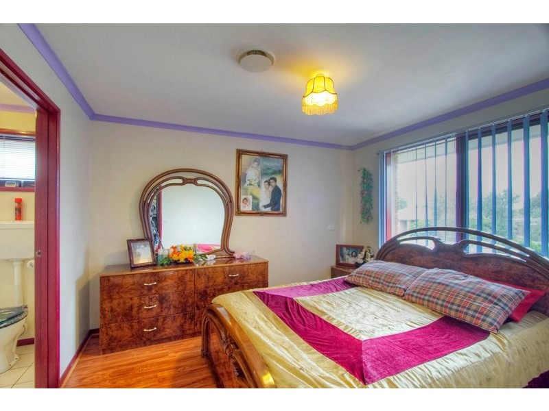 76 Lesley Drive, Hampton Park VIC 3976