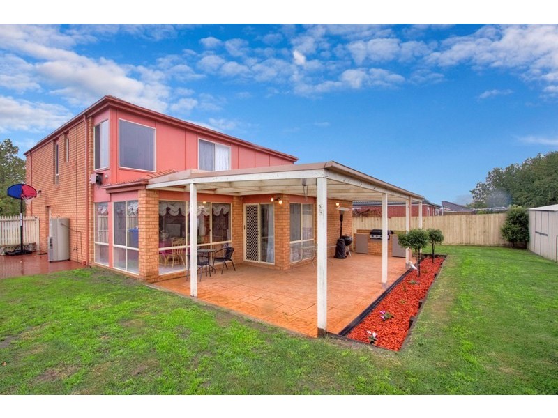 13 Cromford Crescent, Narre Warren South VIC 3805