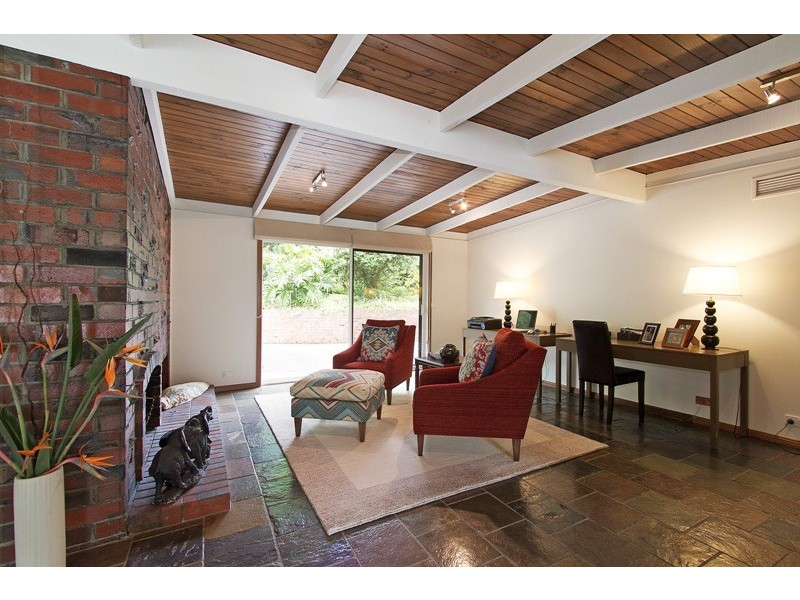 12 Oatlands Road, Narre Warren North VIC 3804