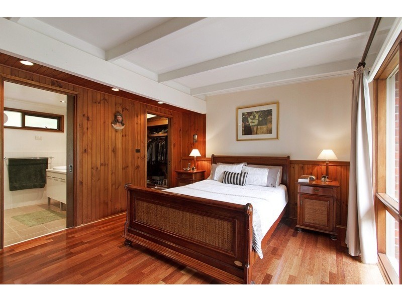 12 Oatlands Road, Narre Warren North VIC 3804