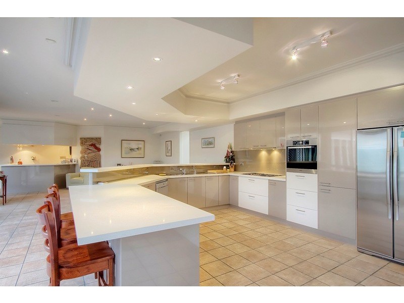 22-24 Fontaine Terrace, Narre Warren North VIC 3804