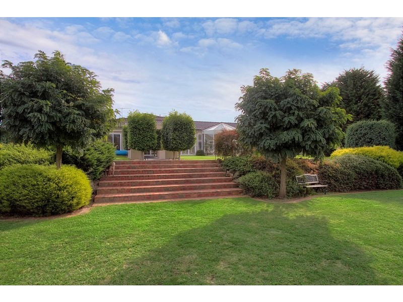22-24 Fontaine Terrace, Narre Warren North VIC 3804