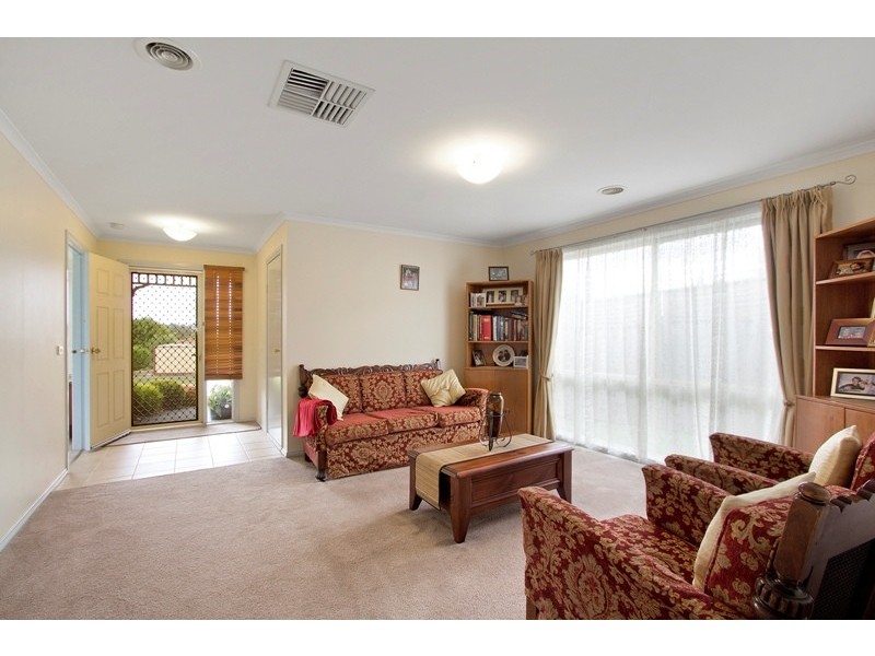 4 Sanctuary Rise, Narre Warren VIC 3805