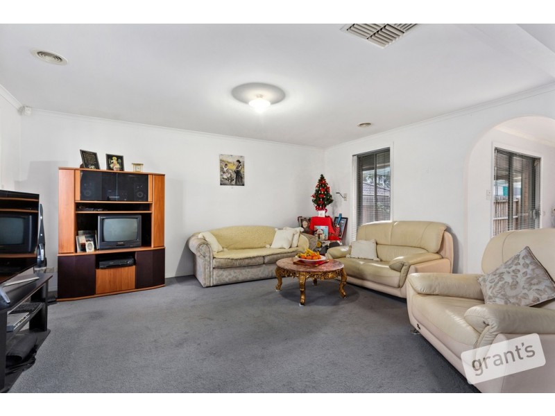 28 Sanctuary Rise, Narre Warren VIC 3805