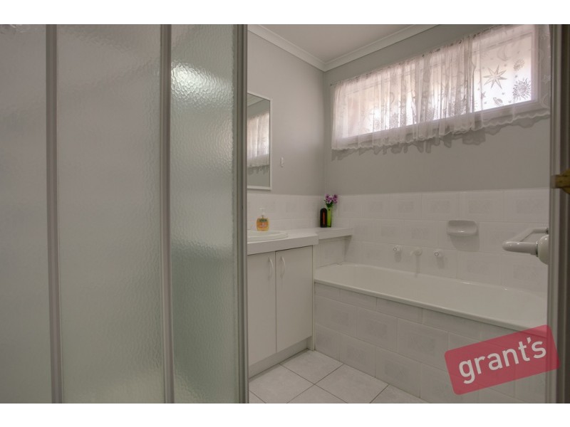 38 Emily Drive, Narre Warren VIC 3805