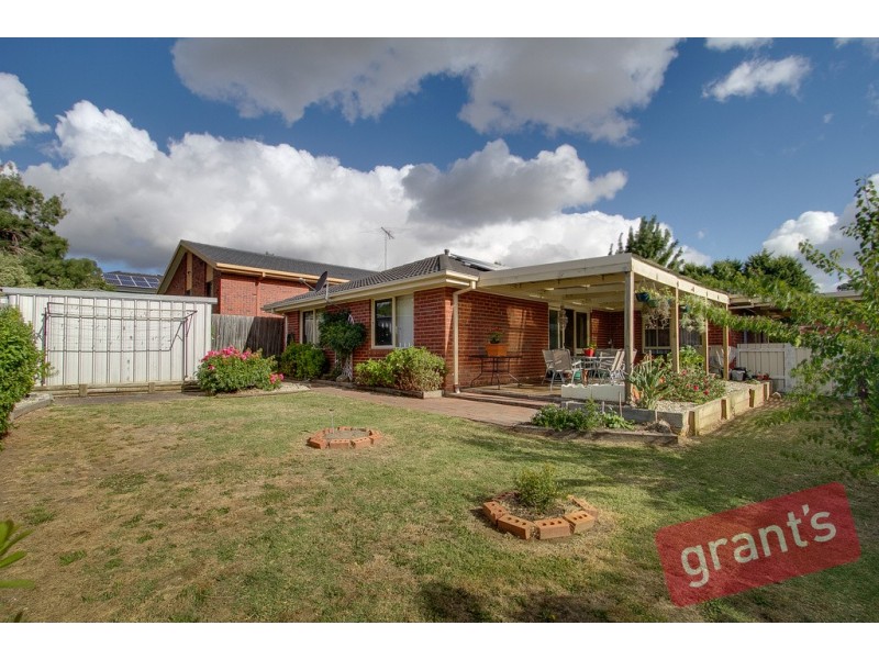32 Kilberry Crescent, Hallam VIC 3803