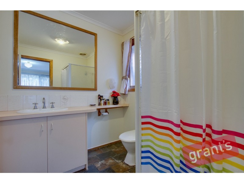 32 Kilberry Crescent, Hallam VIC 3803