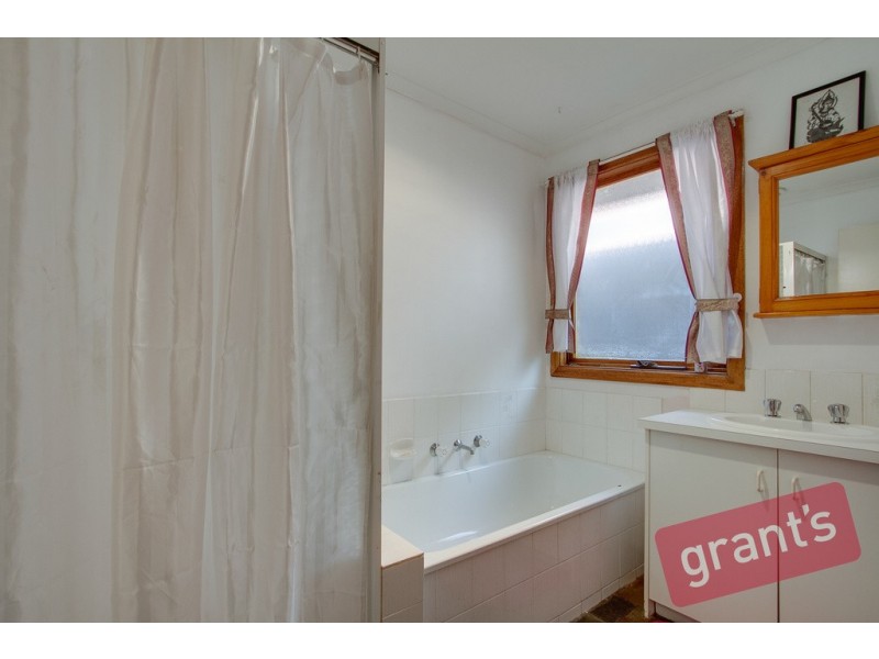 32 Kilberry Crescent, Hallam VIC 3803