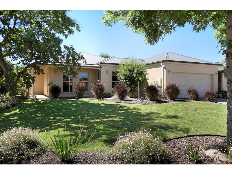 17 Hillston Court, Narre Warren South VIC 3805