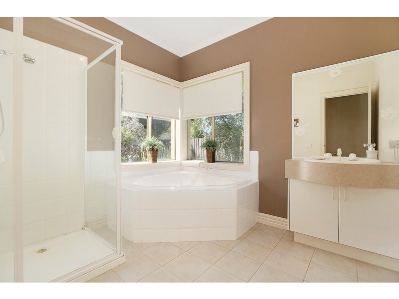 17 Hillston Court, Narre Warren South VIC 3805