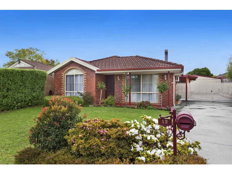 13 Ellenvale Drive, Narre Warren VIC 3805