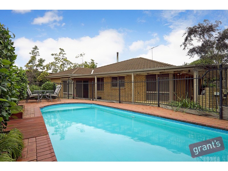 13 Don Juan Court, Narre Warren VIC 3805