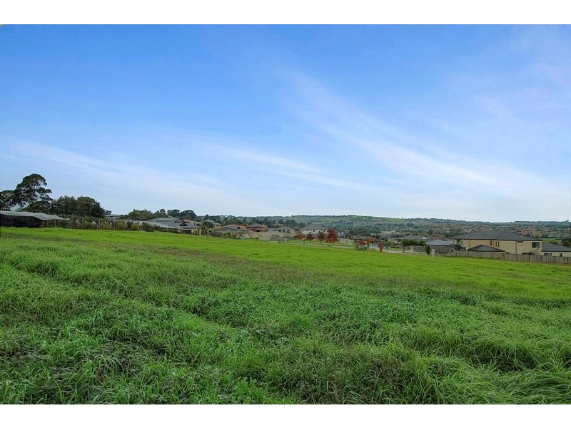 1 Manorlane Place, Narre Warren North VIC 3804