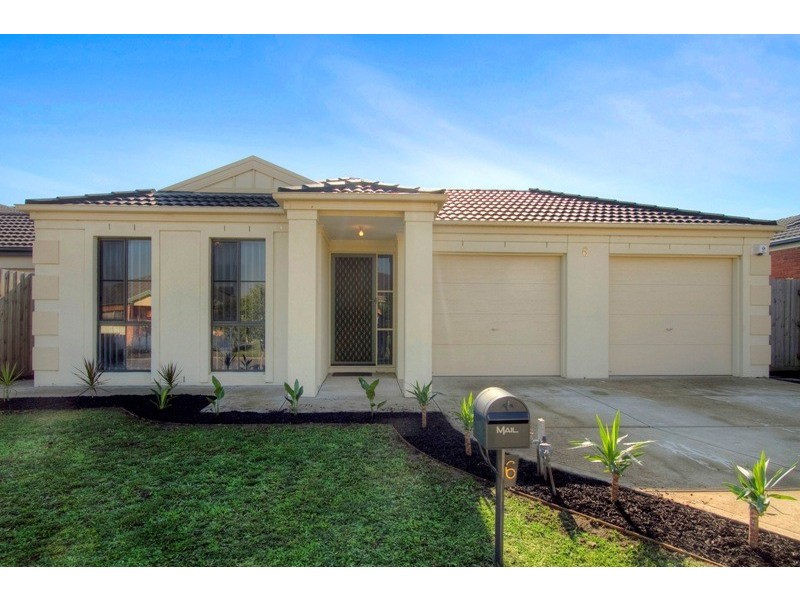 6 Norma Close, Narre Warren South VIC 3805
