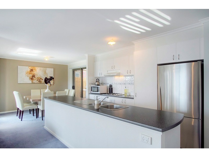 6 Norma Close, Narre Warren South VIC 3805