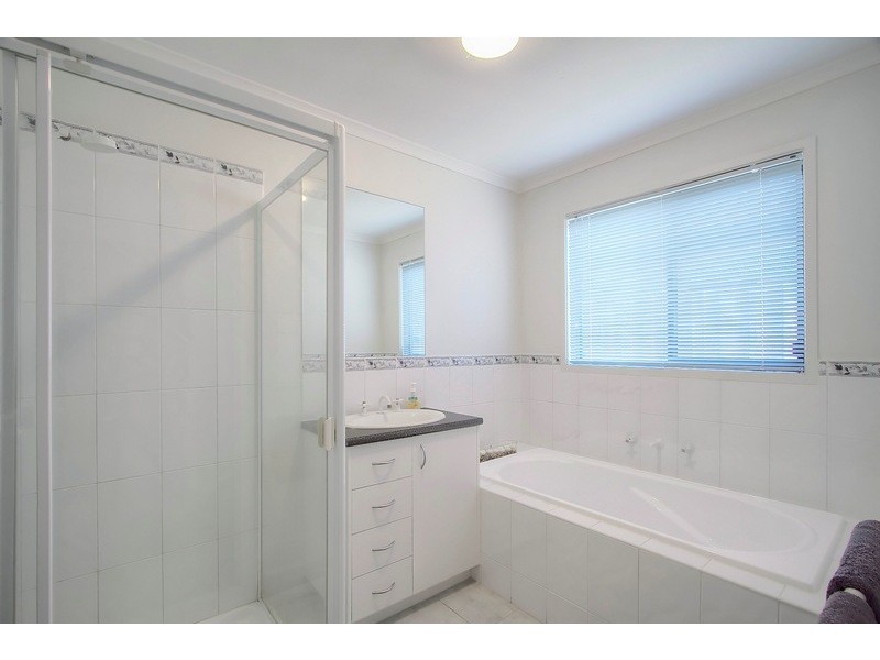 6 Norma Close, Narre Warren South VIC 3805