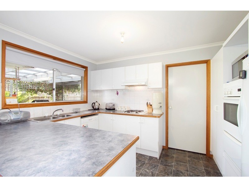 8 Kew Court, Narre Warren VIC 3805