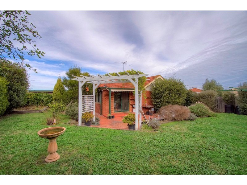 51 Bunbury Avenue, Narre Warren VIC 3805