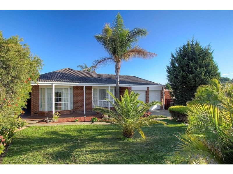 2 Gordonia Crescent, Narre Warren VIC 3805
