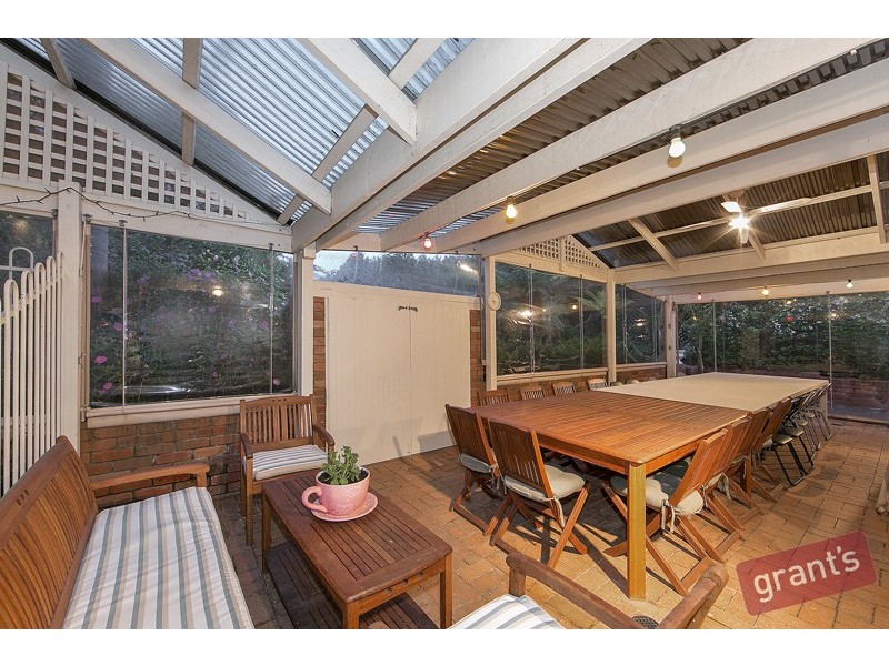 2 Laramie Road, Narre Warren South VIC 3805