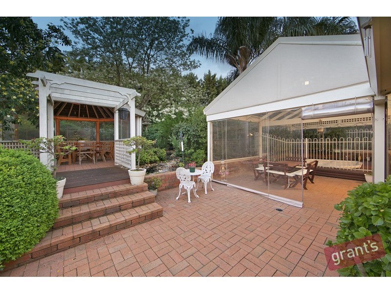 2 Laramie Road, Narre Warren South VIC 3805