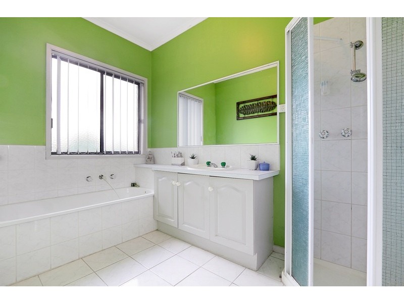 17 Josephine Avenue, Narre Warren VIC 3805